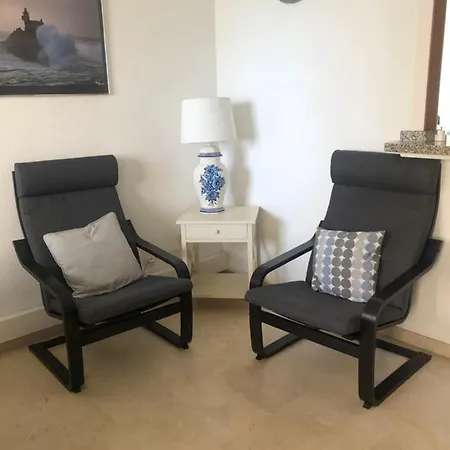 Front Line - 2 Bedroom & 2 Bathrooms Apartmán