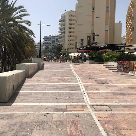 Front Line - 2 Bedroom & 2 Bathrooms Apartmán Marbella