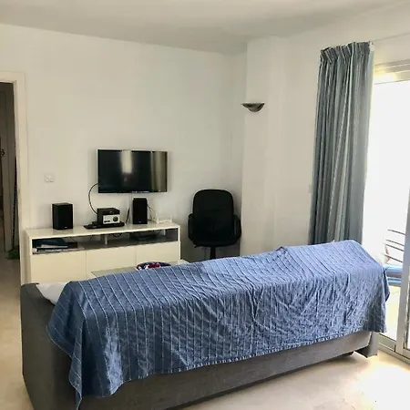 Lägenhet Front Line - 2 Bedroom & 2 Bathrooms Marbella