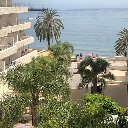 Lägenhet Front Line - 2 Bedroom & 2 Bathrooms Marbella